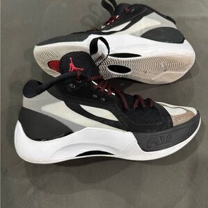 Dynamic Black and White Athletic Sneakers